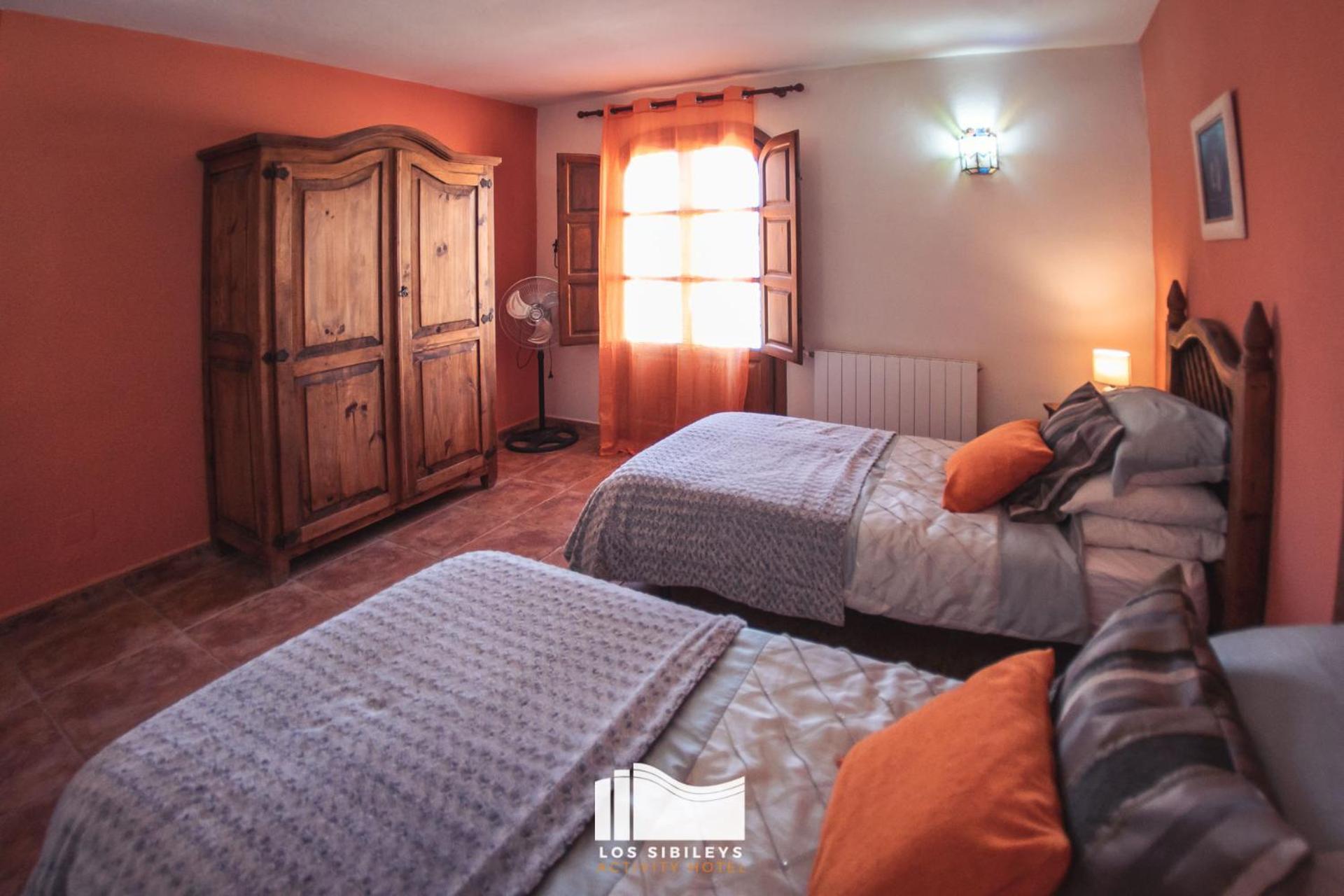 Hotel Los Sibileys Henares エクステリア 写真