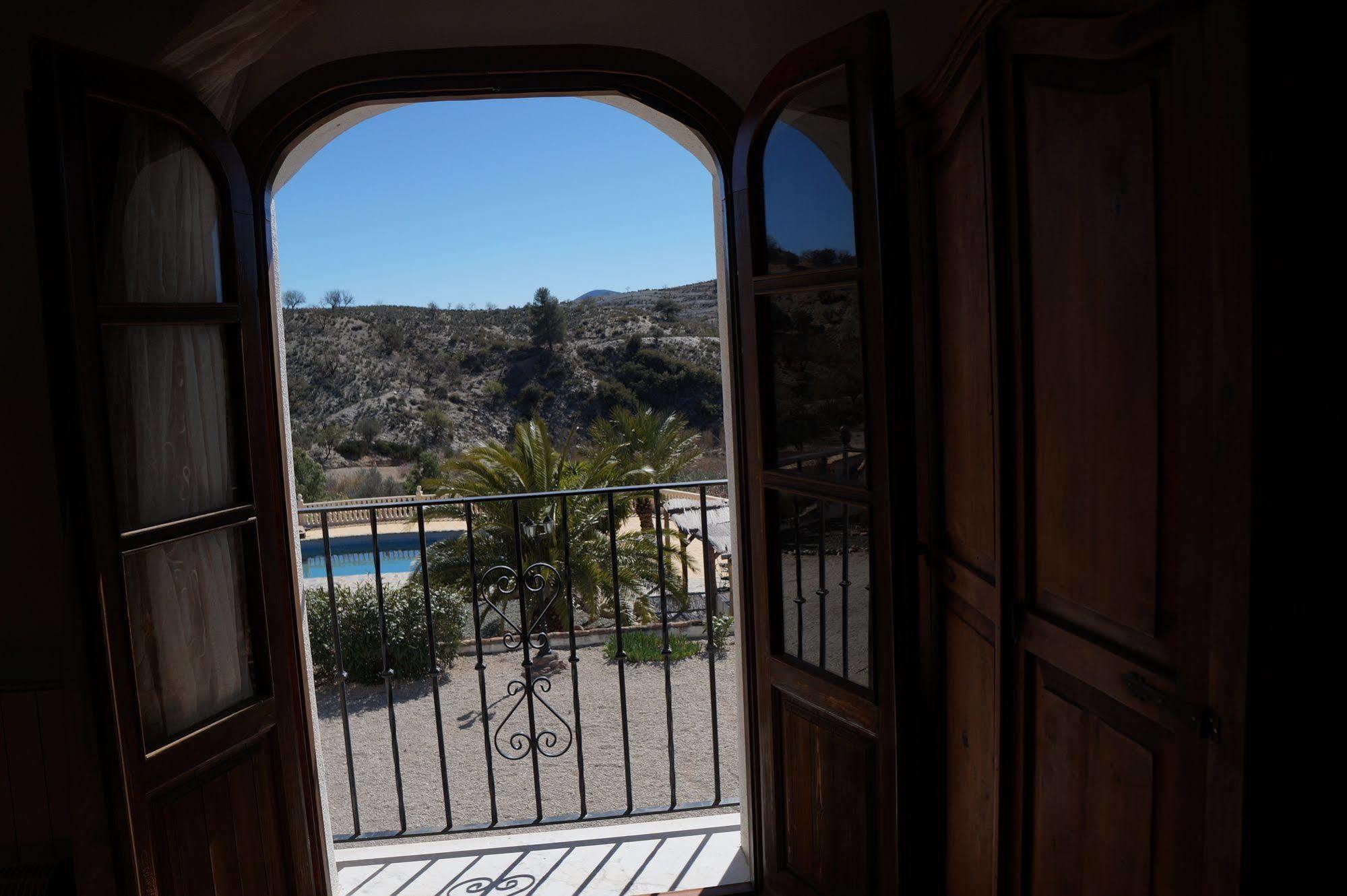 Hotel Los Sibileys Henares エクステリア 写真